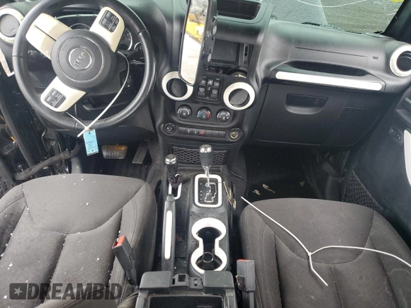 2017 Jeep Wrangler Unlimited Sport with VIN 1C4BJWDG7HL747010, listed as a Copart auction lot 64274405 with 61,602 mi miles and Salvage title. Bid and sale history available at DreamBid. Image 8.