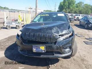 2019 Jeep Cherokee Latitude Plus with VIN 1C4PJMLX8KD432780, listed as a IAAI auction lot 42384043 with 98,099 mi miles and . Bid and sale history available at DreamBid. Image 12.