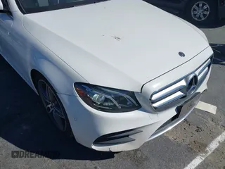 2018 Mercedes-Benz E-Class E 300 with VIN WDDZF4JB7JA436066, listed as a IAAI auction lot 41630541 with 78,055 mi miles. Bid and sale history available at carsss.com. Image 6.