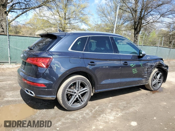 2020 Audi SQ5 Premium Plus with VIN WA1B4AFY3L2016244, listed as a Copart auction lot 51768275 with 30,084 mi miles and Salvage title. Bid and sale history available at DreamBid. Image 3.