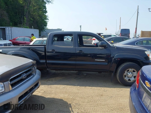 2013 Toyota Tacoma with VIN 3TMMU4FNXDM057020, listed as a IAAI auction lot 42560987 with 177,333 mi miles and . Bid and sale history available at DreamBid. Image 13.
