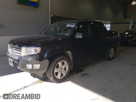 2013 Honda Ridgeline RTL with VIN 5FPYK1F53DB013944, listed as a Copart auction lot 77852904 with 82,853 mi miles and Salvage Title. Bid and sale history available at carsss.com. Image 1.