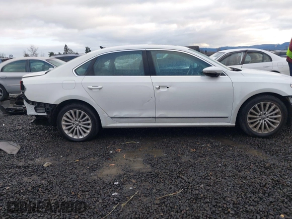 2017 Volkswagen Passat SE with VIN 1VWBT7A35HC025257, listed as a IAAI auction lot 41104637 with 48,066 mi miles and . Bid and sale history available at DreamBid. Image 13.