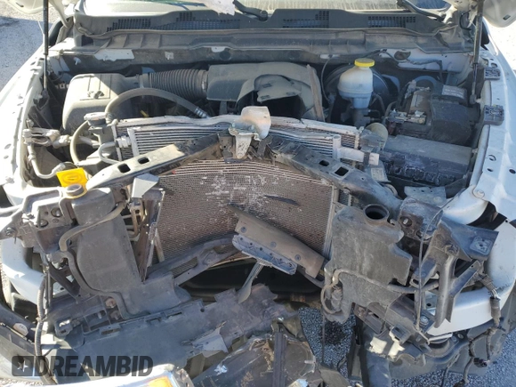 2021 Ram 1500 Tradesman z VIN 3C6RR6KG6MG707882, wystawiony jako Copart lot #80665484 z przebiegiem 122 055 mil mil oraz Szkoda całkowita • Salvage title. Historia ofert i sprzedaży dostępna na DreamBid. Obrazek 11.