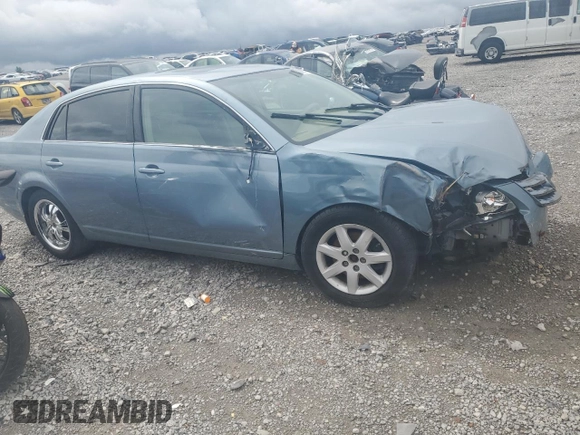 2006 Toyota Avalon XL z VIN 4T1BK36B96U137772, wystawiony jako Copart lot #61153324 z przebiegiem 1 111 mil mil oraz Szkoda całkowita • Salvage title. Historia ofert i sprzedaży dostępna na DreamBid. Obrazek 4.