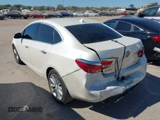 2014 Buick Verano Convenience Group with VIN 1G4PR5SK0E4180401, listed as a IAAI auction lot 40642463 with 207,119 mi miles. Bid and sale history available at carsss.com. Image 3.