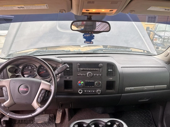 2011 GMC Sierra 1500 SLE with VIN 3GTP1VE02BG304849, listed as a Copart auction lot 51705265 with 279,253 mi miles and Clean Title. Bid and sale history available at carsss.com. Image 9.