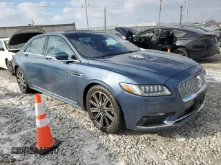 2019 Lincoln Continental Reserve with VIN 1LN6L9NPXK5602112, listed as a Copart auction lot 88939925 with 95,940 mi miles and Salvage Title. Bid and sale history available at carsss.com. Image 4.