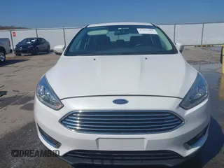 2016 Ford Focus Titanium с VIN 1FADP3J27GL359200, выставлен на аукционе IAAI как лот 42005989 с пробегом 135 589 миль миль и . История ставок и продаж доступна на DreamBid. Изображение 6.