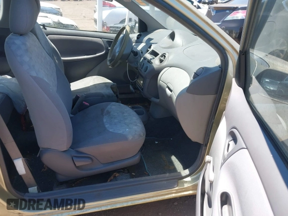 2002 Toyota ECHO z VIN JTDAT123920224086, wystawiony jako IAAI lot #42329376 z przebiegiem 120 108 mil mil oraz . Historia ofert i sprzedaży dostępna na DreamBid. Obrazek 5.