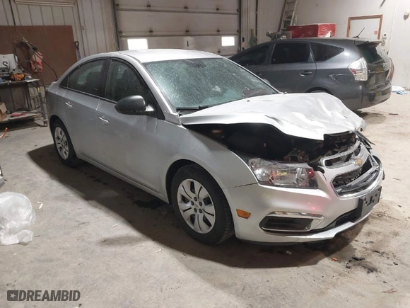 2015 Chevrolet Cruze LS with VIN 1G1PA5SH3F7150317, listed as a IAAI auction lot 41825885 with 88,180 mi miles. Bid and sale history available at carsss.com. Image 1.