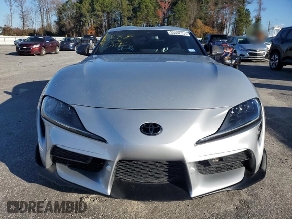 2022 Toyota Supra 2.0 with VIN WZ1DB2C08NW046734, listed as a Copart auction lot 83992154 with 43,576 mi miles and Salvage title. Bid and sale history available at DreamBid. Image 5.