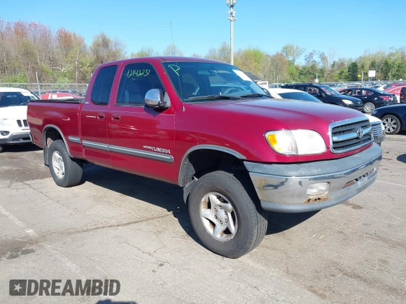 2000 Toyota Tundra SR5 with VIN 5TBBT4411YS065998, listed as a IAAI auction lot 42142231 with 171,340 mi miles and . Bid and sale history available at DreamBid. Image 1.