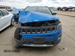 2019 Jeep Compass Limited with VIN 3C4NJDCB1KT647844, listed as a Copart auction lot 49982345 with 77,063 mi miles and Clean title. Bid and sale history available at DreamBid. Image 5.