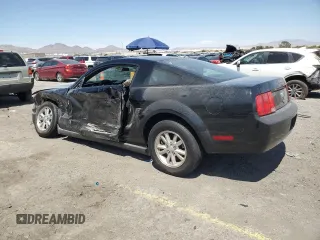 2008 Ford Mustang Deluxe with VIN 1ZVHT80N585161640, listed as a Copart auction lot 58760115 with 137,333 mi miles and Salvage title. Bid and sale history available at DreamBid. Image 2.