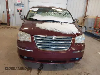2009 Chrysler Town & Country Limited with VIN 2A8HR64X89R542770, listed as a IAAI auction lot 41276841 with 211,499 mi miles. Bid and sale history available at carsss.com. Image 6.