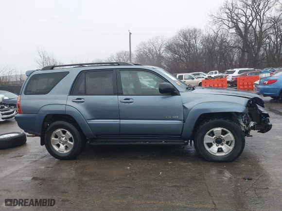 2005 Toyota 4Runner SR5 with VIN JTEBU14R658050952, listed as a IAAI auction lot 41188739 with 255,359 mi miles. Bid and sale history available at carsss.com. Image 14.