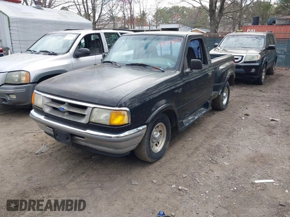 1997 Ford Ranger XLT with VIN 1FTCR10A8VPA39158, listed as a IAAI auction lot 41909857 with 190,404 mi miles. Bid and sale history available at carsss.com. Image 2.