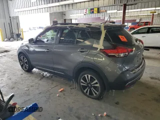 2019 Nissan Kicks S z VIN 3N1CP5CU1KL558517, wystawiony jako Copart lot #45549515 z przebiegiem Nie podano mil oraz Czysty tytuł • Clean title. Historia ofert i sprzedaży dostępna na DreamBid. Obrazek 2.