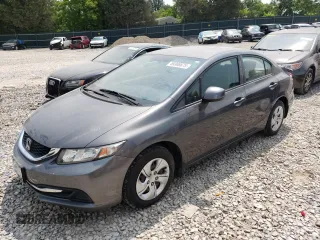 2013 Honda Civic LX z VIN 2HGFB2F51DH520293, wystawiony jako Copart lot #59308675 z przebiegiem 199 027 mil mil oraz Szkoda całkowita • Salvage title. Historia ofert i sprzedaży dostępna na DreamBid. Obrazek 1.
