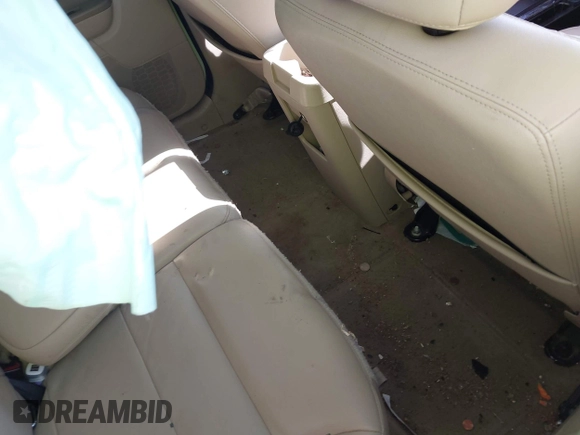 2011 Ford Escape Limited с VIN 1FMCU0EG8BKB72433, выставлен на аукционе IAAI как лот 42225233 с пробегом 177 319 миль миль и . История ставок и продаж доступна на DreamBid. Изображение 8.