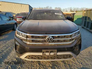 2022 Volkswagen Atlas SE z VIN 1V2HE2CA3NC226199, wystawiony jako Copart lot #58964475 z przebiegiem 40 891 mil mil oraz Nie do naprawy. Historia ofert i sprzedaży dostępna na DreamBid. Obrazek 5.