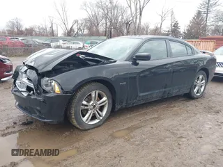 2013 Dodge Charger RT with VIN 2C3CDXDT7DH588158, listed as a IAAI auction lot 41663249 with 109,443 mi miles. Bid and sale history available at carsss.com. Image 18.