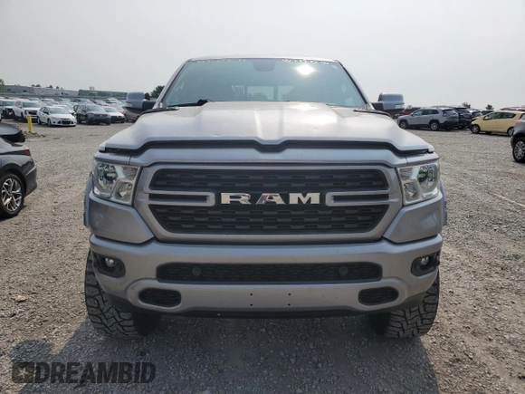 2022 Ram 1500 Big Horn z VIN 1C6SRFFT9NN135868, wystawiony jako Copart lot #59188485 z przebiegiem 30 589 mil mil oraz Szkoda całkowita • Salvage title. Historia ofert i sprzedaży dostępna na DreamBid. Obrazek 5.