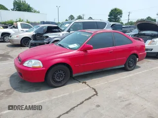 1997 Honda Civic EX z VIN 1HGEJ8240VL067612, wystawiony jako IAAI lot #42414512 z przebiegiem 235 064 mil mil oraz . Historia ofert i sprzedaży dostępna na DreamBid. Obrazek 2.