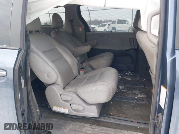 2017 Toyota Sienna XLE with VIN 5TDDZ3DC3HS154966, listed as a IAAI auction lot 41523393 with 141,365 mi miles and . Bid and sale history available at DreamBid. Image 8.