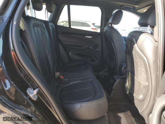 2018 BMW X1 xDrive28i with VIN WBXHT3C3XJ5K21808, listed as a Copart auction lot 48607645 with 54,936 mi miles and Salvage Title. Bid and sale history available at carsss.com. Image 11.