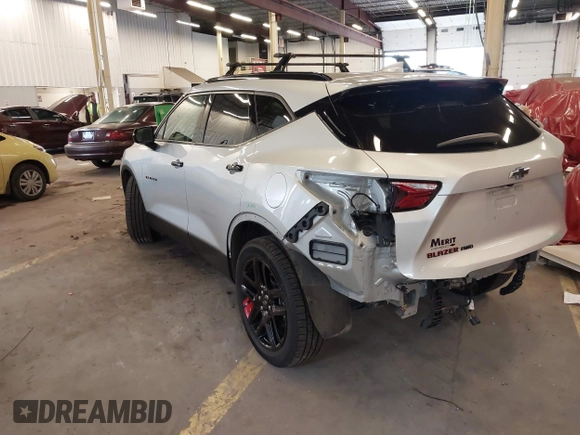 2020 Chevrolet Blazer LT z VIN 3GNKBHRS9LS612174, wystawiony jako IAAI lot #41840890 z przebiegiem 53 782 mil mil oraz . Historia ofert i sprzedaży dostępna na DreamBid. Obrazek 3.