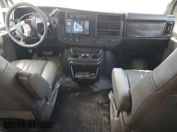 2016 Chevrolet Express Passenger LS with VIN 1GAZGNFF7G1319968, listed as a Copart auction lot 75911024 with 45,043 mi miles and Salvage title. Bid and sale history available at DreamBid. Image 8.