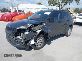 2017 Jeep Compass Sport z VIN 3C4NJDAB7HT658035, wystawiony jako IAAI lot #41545683 z przebiegiem 78 899 mil mil oraz . Historia ofert i sprzedaży dostępna na DreamBid. Obrazek 2.