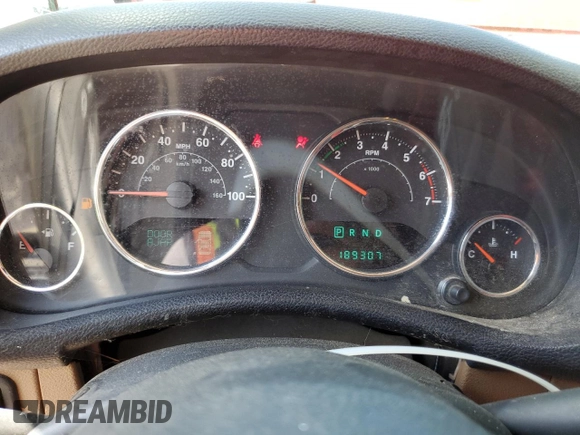 2011 Jeep Wrangler Unlimited Rubicon with VIN 1J4HA6H14BL537000, listed as a Copart auction lot 60863105 with 189,307 mi miles and Clean title. Bid and sale history available at DreamBid. Image 9.