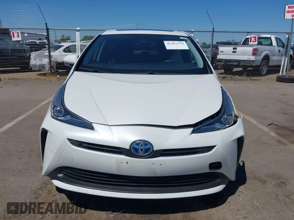 2019 Toyota Prius L Eco z VIN JTDKARFU5K3089070, wystawiony jako IAAI lot #42302536 z przebiegiem 122 911 mil mil oraz . Historia ofert i sprzedaży dostępna na DreamBid. Obrazek 12.