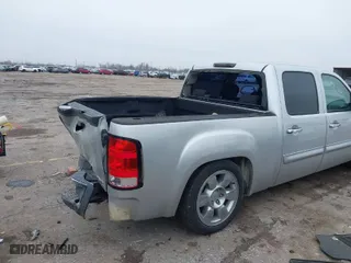 2011 GMC Sierra 1500 SLE with VIN 3GTP1VE03BG167260, listed as a IAAI auction lot 41421749 with 207,341 mi miles. Bid and sale history available at carsss.com. Image 6.