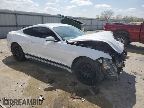 2015 Ford Mustang V6 z VIN 1FA6P8AM2F5359972, wystawiony jako Copart lot #52118485 z przebiegiem 130 957 mil mil oraz Szkoda całkowita • Salvage title. Historia ofert i sprzedaży dostępna na DreamBid. Obrazek 4.