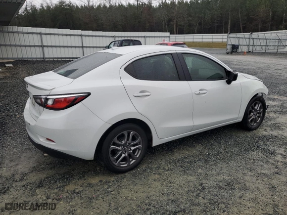 2020 Toyota Yaris Sedan L with VIN 3MYDLBYV9LY715570, listed as a Copart auction lot 45160145 with 61,550 mi miles and Salvage Title. Bid and sale history available at carsss.com. Image 3.