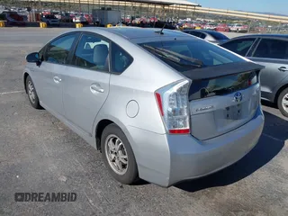 2010 Toyota Prius II z VIN JTDKN3DU8A1306075, wystawiony jako IAAI lot #42215026 z przebiegiem 185 593 mil mil oraz . Historia ofert i sprzedaży dostępna na DreamBid. Obrazek 3.