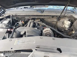 2008 Chevrolet Avalanche 2LT with VIN 3GNFK12368G165261, listed as a IAAI auction lot 40711460 with 149,369 mi miles and . Bid and sale history available at DreamBid. Image 10.
