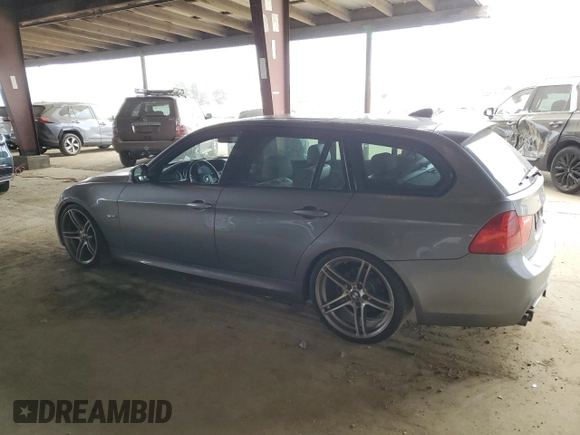 2011 BMW 3 Series 328i with VIN WBAUT9C58BA191813, listed as a Copart auction lot 42490805 with 120,328 mi miles and Salvage title. Bid and sale history available at DreamBid. Image 2.