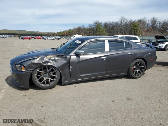 2013 Dodge Charger SXT Plus with VIN 2C3CDXHG0DH610871, listed as a Copart auction lot 52609855 with 135,974 mi miles and Salvage Title. Bid and sale history available at carsss.com. Image 1.