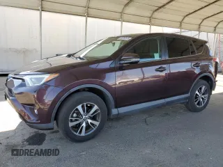 2018 Toyota RAV4 XLE z VIN 2T3WFREVXJW499386, wystawiony jako Copart lot #60282875 z przebiegiem 90 110 mil mil oraz Szkoda całkowita • Salvage title. Historia ofert i sprzedaży dostępna na DreamBid. Obrazek 1.