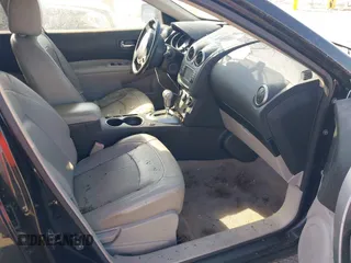 2011 Nissan Rogue S z VIN JN8AS5MV6BW285132, wystawiony jako IAAI lot #40256460 z przebiegiem 164 710 mil mil oraz . Historia ofert i sprzedaży dostępna na DreamBid. Obrazek 5.