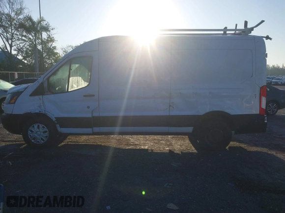 2019 Ford Transit with VIN 1FTYR2CM5KKA87758, listed as a IAAI auction lot 41878097 with 95,710 mi miles. Bid and sale history available at carsss.com. Image 15.