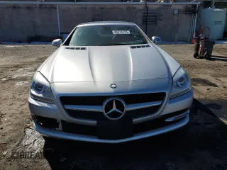 2015 Mercedes-Benz SLK 250 with VIN WDDPK4HA7FF107104, listed as a Copart auction lot 46314115 with 122,869 mi miles and Clean title. Bid and sale history available at DreamBid. Image 5.