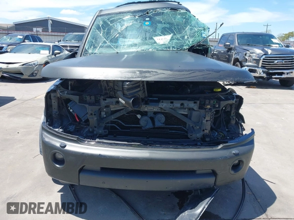 2011 Land Rover LR4 HSE with VIN SALAG2D48BA571623, listed as a IAAI auction lot 40124664 with 158,504 mi miles and . Bid and sale history available at DreamBid. Image 12.