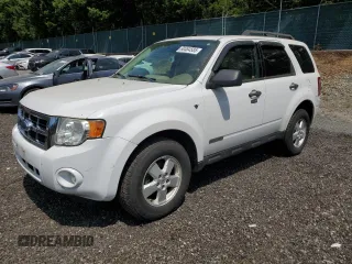2008 Ford Escape XLT with VIN 1FMCU93108KA90367, listed as a Copart auction lot 60464585 with 205,566 mi miles and Clean title. Bid and sale history available at DreamBid. Image 1.