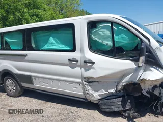 2024 Ford Transit Passenger XL with VIN 1FBAX2Y80RKA83702, listed as a IAAI auction lot 41955150 with 21,964 mi miles. Bid and sale history available at carsss.com. Image 13.
